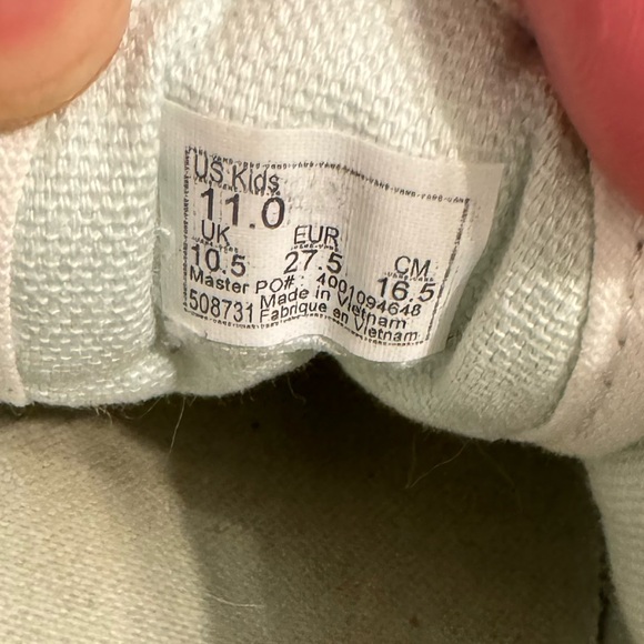 Vans - Picture 5 of 5